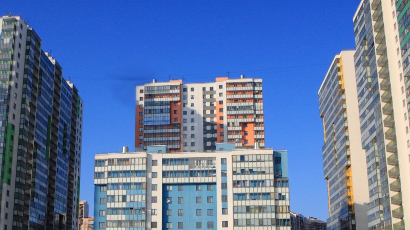 Россиянам предсказали скорое падение цен на жилье